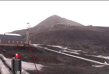 Delayed_at_McMurdo.jpg (25750 bytes)