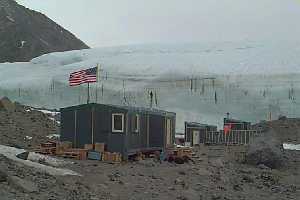 The main building of Lake Hoare Camp