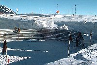 thumbnewarch2.jpg (11860 bytes)